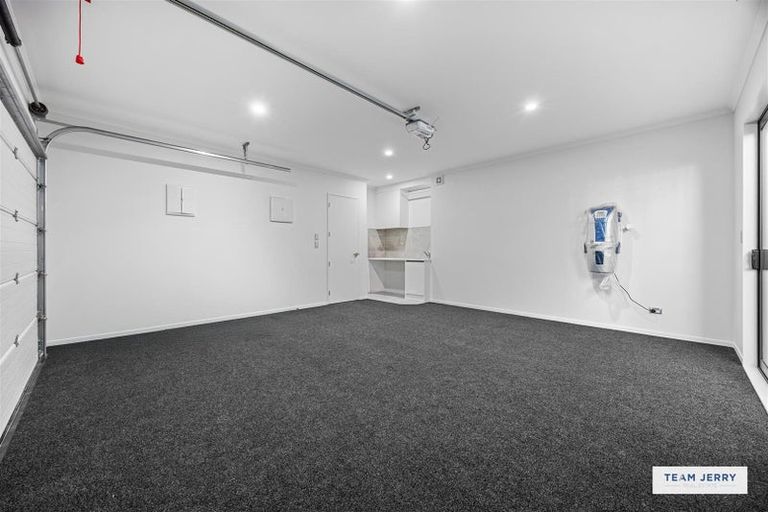 Photo of property in 233 Murphys Road, Flat Bush, Auckland, 2019