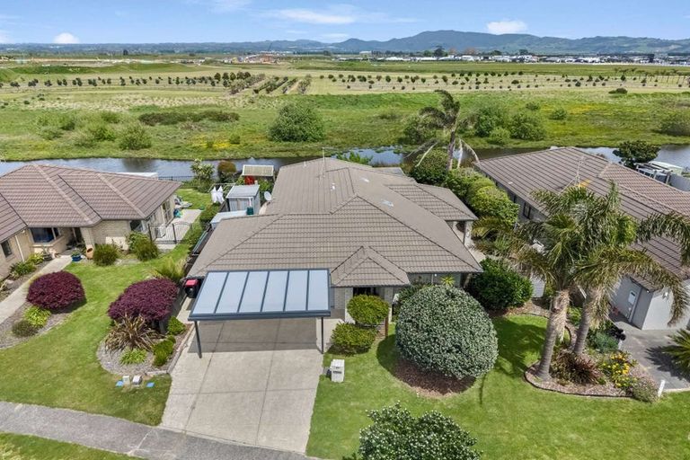 Photo of property in 60 Gibson Place, Papamoa Beach, Papamoa, 3118
