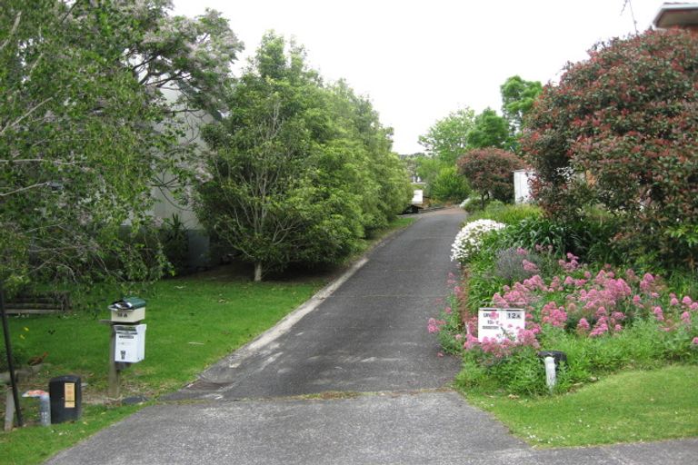 Photo of property in 12a Kenneth Hopper Place, Manly, Whangaparaoa, 0930