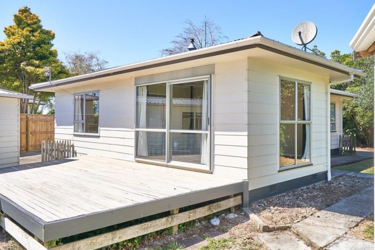 Photo of property in 97 Benmore Avenue, Cloverlea, Palmerston North, 4412