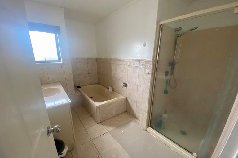 Photo of property in 11 Bougainvillaea Terrace, Goodwood Heights, Auckland, 2105