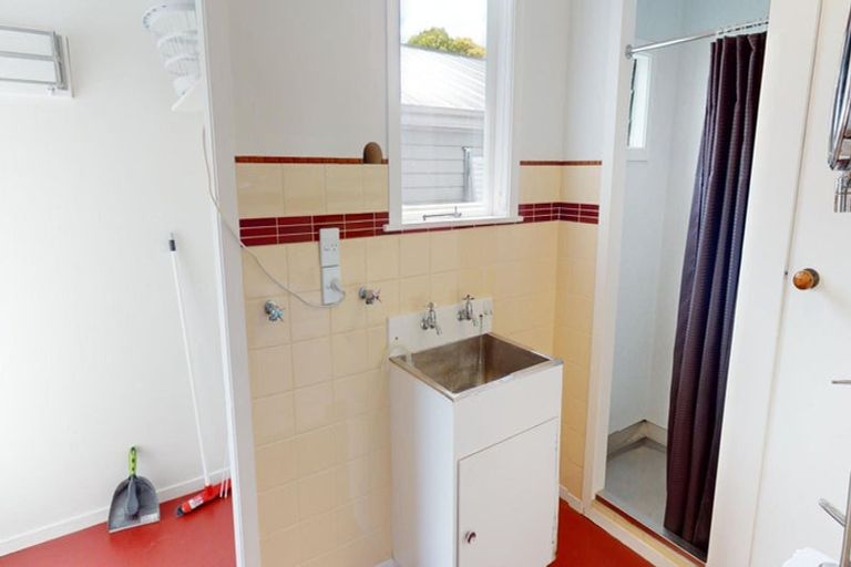 Photo of property in 61 Marne Street, Hokowhitu, Palmerston North, 4410