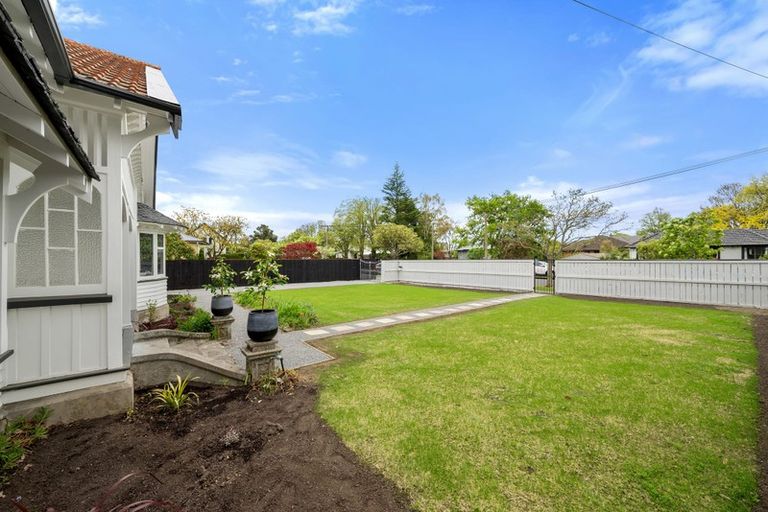 Photo of property in 101 Windermere Road, Papanui, Christchurch, 8053