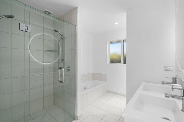 Photo of property in 1 Eliza Place, Aidanfield, Christchurch, 8025