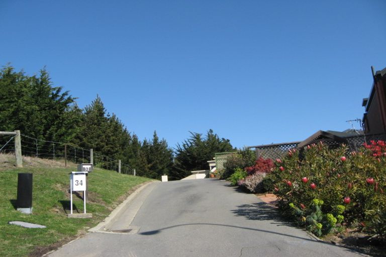 Photo of property in 32 Harry Ell Drive, Cashmere, Christchurch, 8022