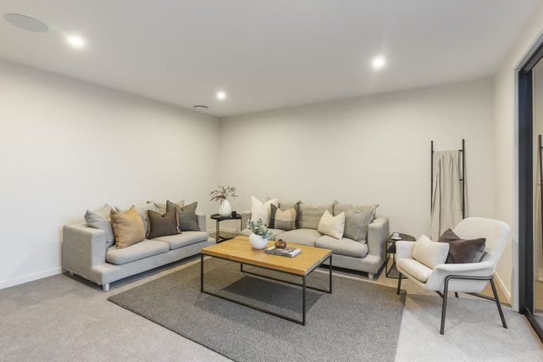 Photo of property in 49 Fencourt Road, Cambridge, 3496