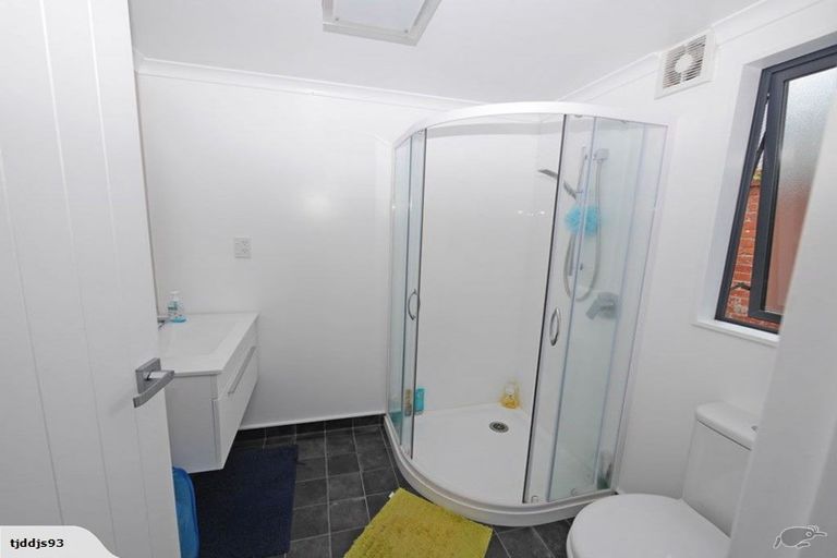 Photo of property in 99 Clyde Street, North Dunedin, Dunedin, 9016