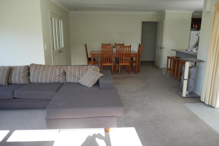 Photo of property in 16 Talbot Grove, Trentham, Upper Hutt, 5018