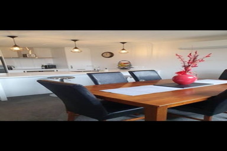 Photo of property in 84 Hinemoa Street, Levin, 5510