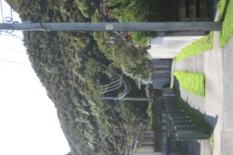 Photo of property in 15 Kowhai Street, Naenae, Lower Hutt, 5011