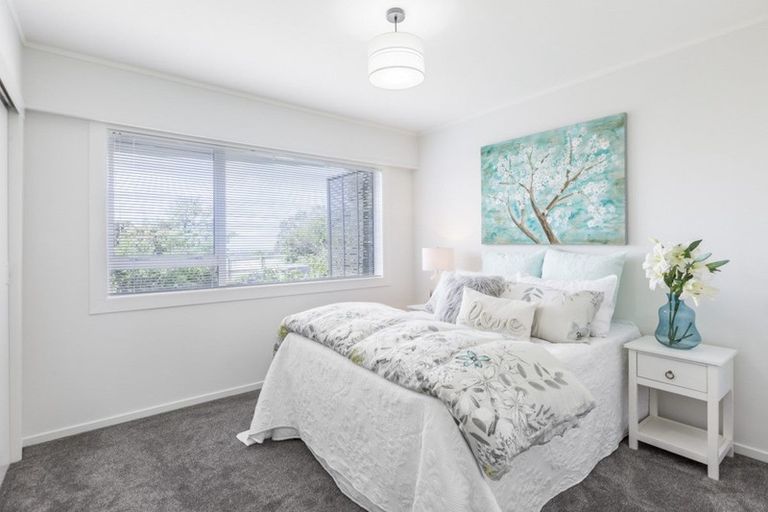 Photo of property in 1b Pleasant Road, Glen Eden, Auckland, 0602