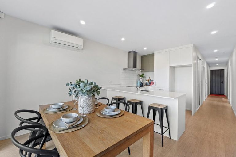 Photo of property in 6/18 Paraone Crescent, Takanini, 2112