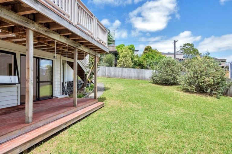 Photo of property in 19a Manuwai Road, Torbay, Auckland, 0630