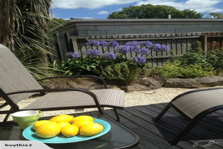 Photo of property in 23a Sandwich Road, Beckenham, Christchurch, 8023