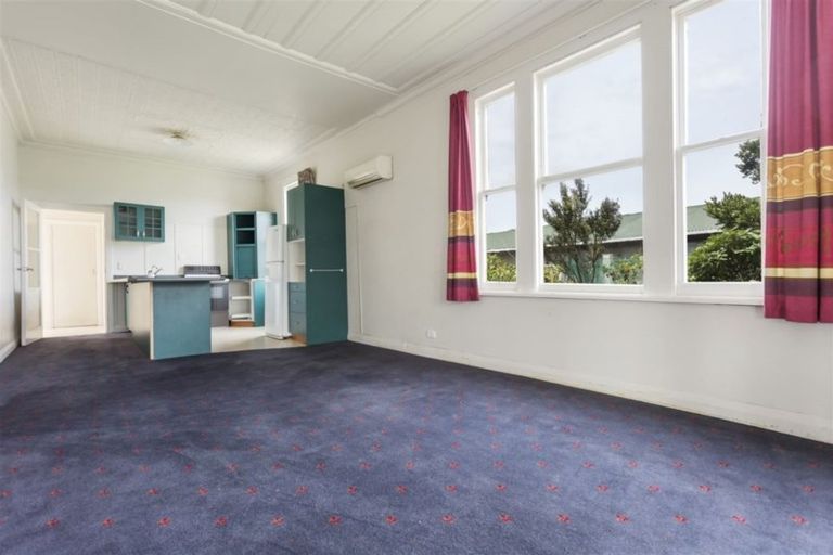 Photo of property in 61 Wesley Street, South Dunedin, Dunedin, 9012