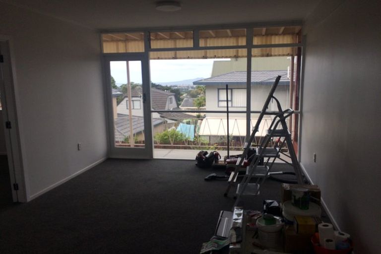 Photo of property in 10/219 Onewa Road, Birkenhead, Auckland, 0626