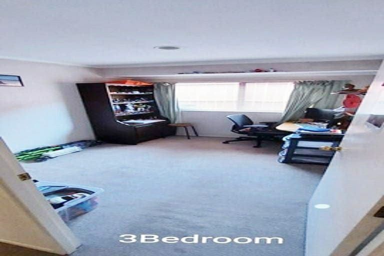 Photo of property in 10/4074 Great North Road, Glen Eden, Auckland, 0602