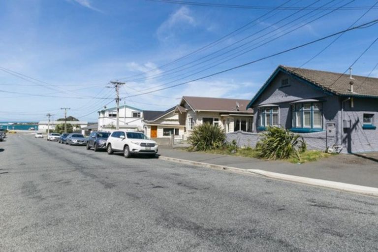 Photo of property in 34 Brighton Street, Island Bay, Wellington, 6023