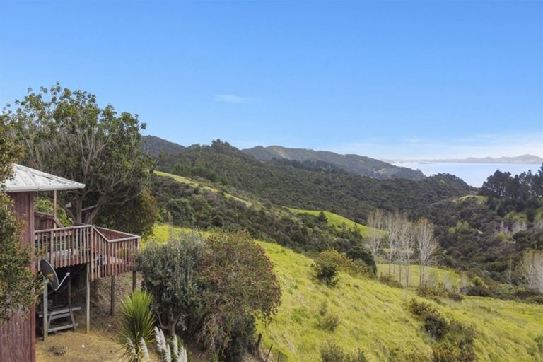 Photo of property in 250 Paroa Bay Road, Russell, 0272