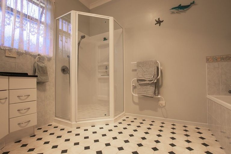 Photo of property in 177 Thornton Road, Cambridge, 3434