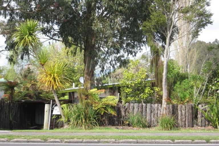 Photo of property in 97a Kawaha Point Road, Kawaha Point, Rotorua, 3010