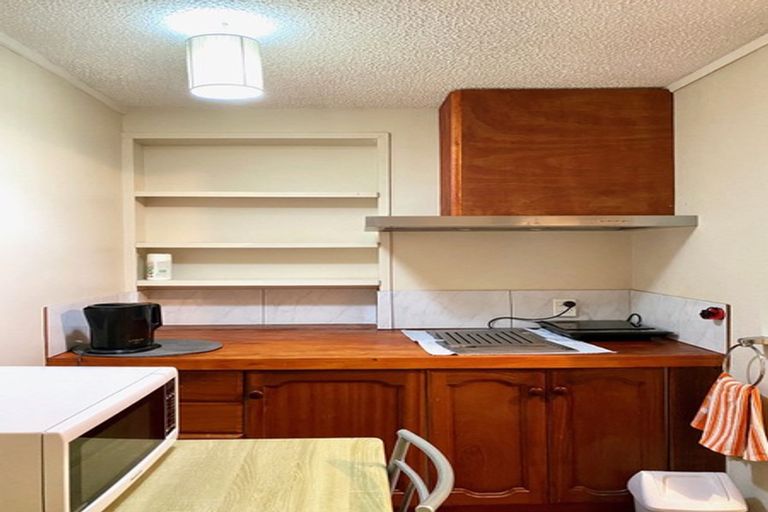 Photo of property in 62 Park Road, Glenfield, Auckland, 0629