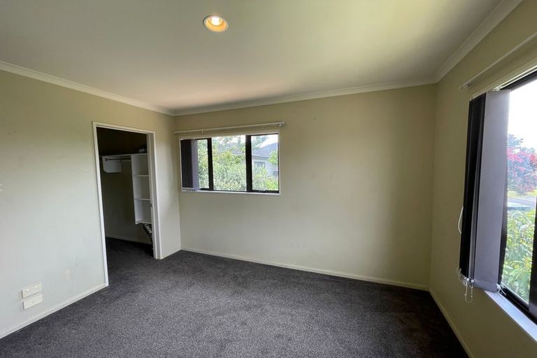 Photo of property in 69 Wayne Francis Drive, Flat Bush, Auckland, 2016