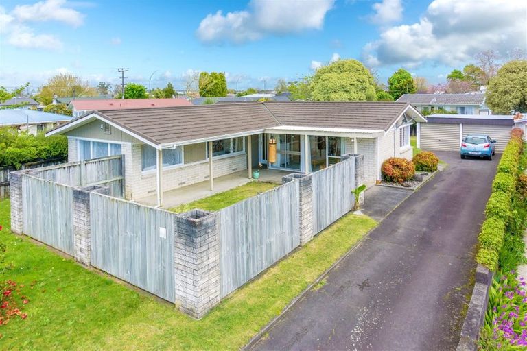 Photo of property in 3 Totara Drive, St Andrews, Hamilton, 3200
