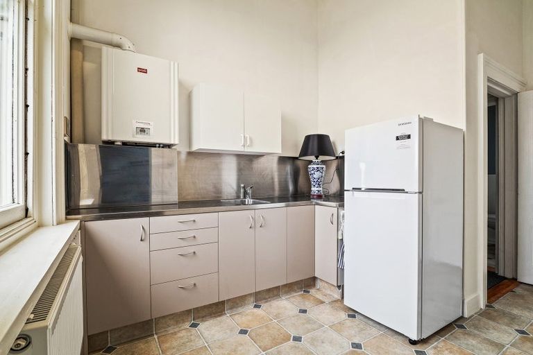 Photo of property in 5 Smith Street, Dunedin Central, Dunedin, 9016