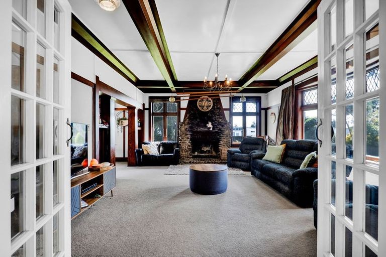 Photo of property in 21 Dives Avenue, Hawera, 4610