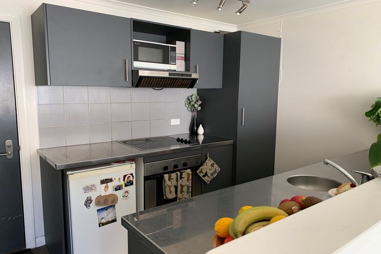 Photo of property in Monvie Apartments, 404/15 Holland Street, Te Aro, Wellington, 6011