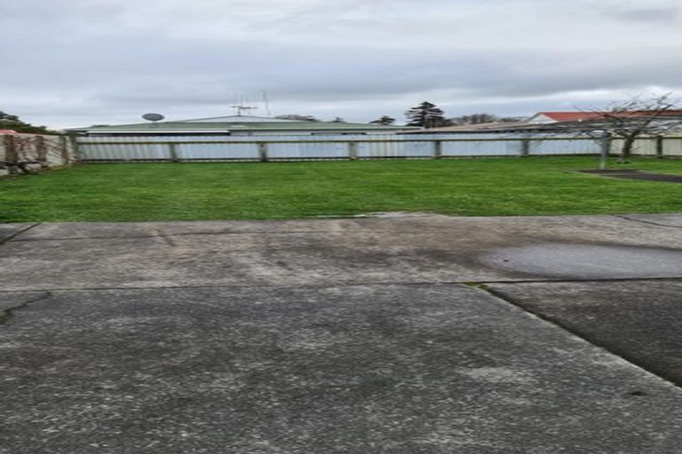 Photo of property in 44 Monckton Street, Feilding, 4702