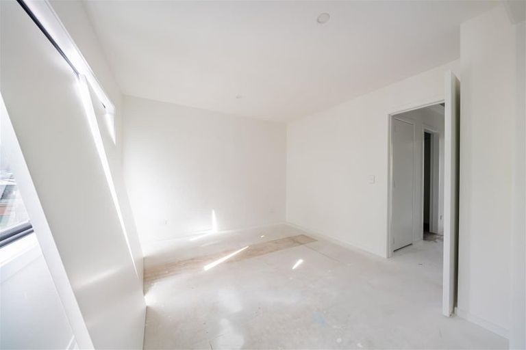 Photo of property in 4/104 Martin Street, Wallaceville, Upper Hutt, 5018