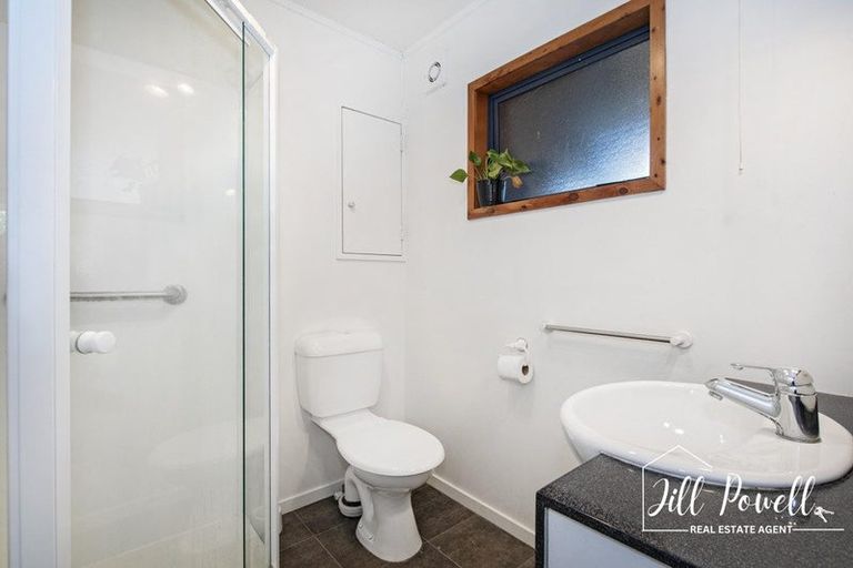 Photo of property in 36 Kilbraugh Street, Whakapirau, Maungaturoto, 0583