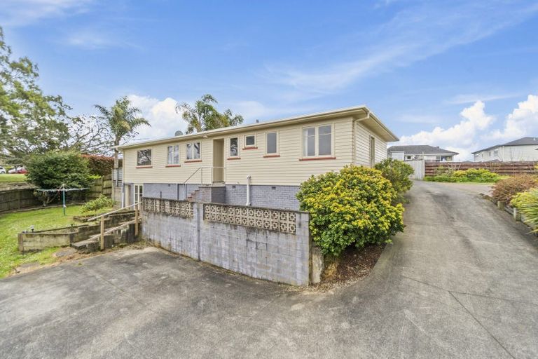 Photo of property in 5 Andrew Road, Howick, Auckland, 2010