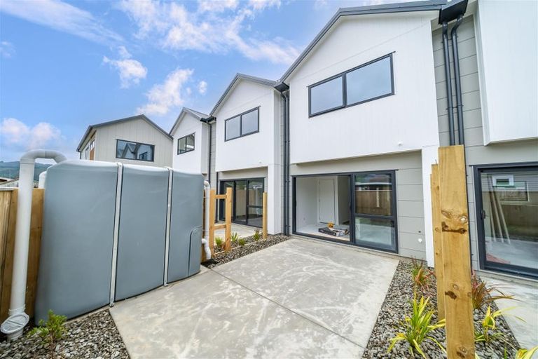 Photo of property in 4/104 Martin Street, Wallaceville, Upper Hutt, 5018