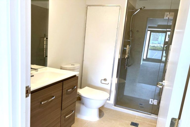 Photo of property in 8d/30 Westward Ho, Glen Eden, Auckland, 0602