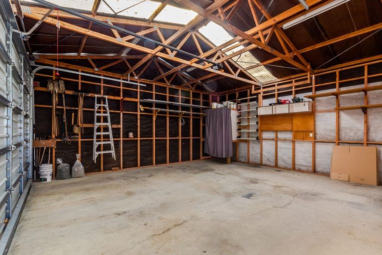 Photo of property in 43 Petrie Street, Wainuiomata, Lower Hutt, 5014