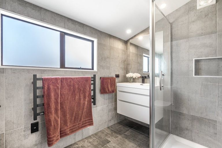 Photo of property in 24 Culver Terrace, Howick, Auckland, 2014