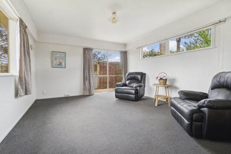 Photo of property in 5 Andrew Road, Howick, Auckland, 2010