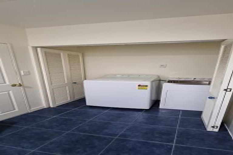 Photo of property in 3a Strawberry Lane, Fernhill, Queenstown, 9300