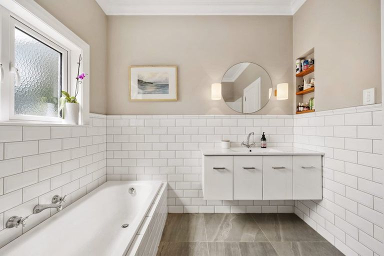 Photo of property in 46a Argentine Avenue, Miramar, Wellington, 6022