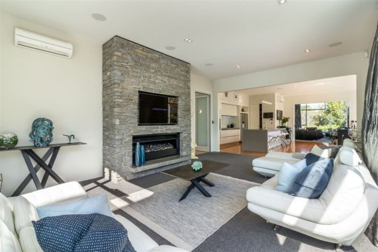 Photo of property in 8 Royds Street, Fendalton, Christchurch, 8014