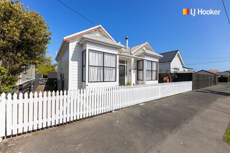 Photo of property in 19 Larkworthy Street, Saint Kilda, Dunedin, 9012
