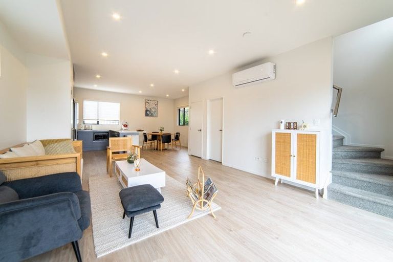 Photo of property in 2/20 Eban Avenue, Hillcrest, Auckland, 0627