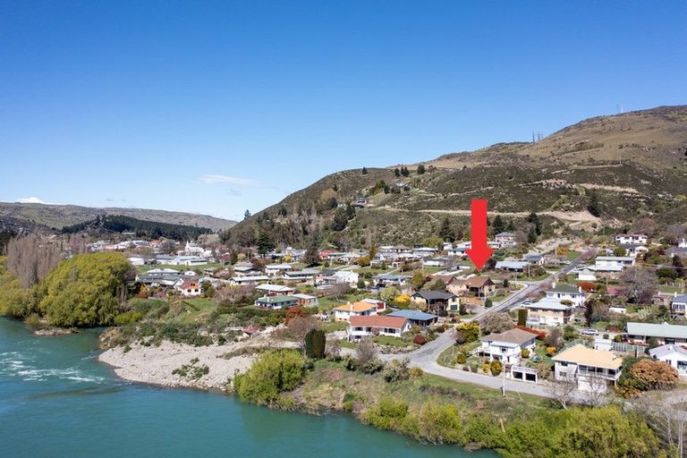 Photo of property in 8 Tweed Street, Roxburgh, 9500