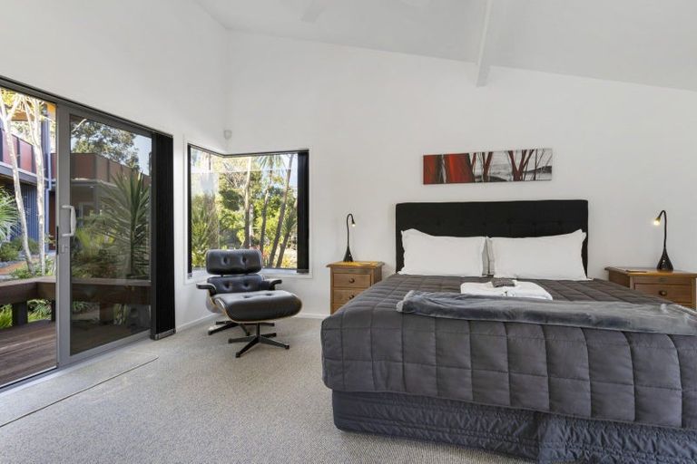 Photo of property in 118 Brook Place, Whangamata, 3620