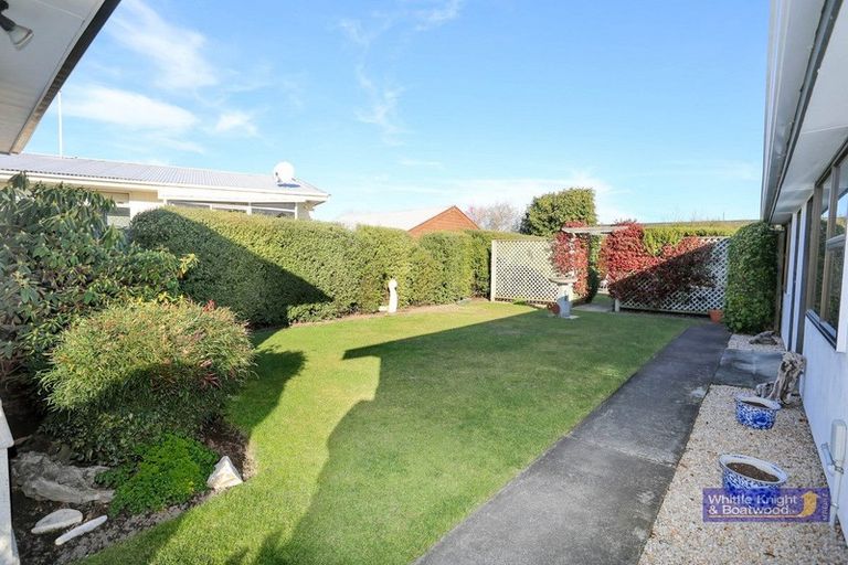 Photo of property in 3 Bevington Street, Avonhead, Christchurch, 8042