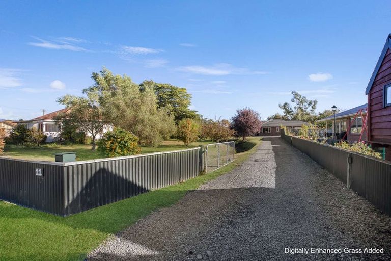 Photo of property in 11 Douglas Road, Amberley, 7410