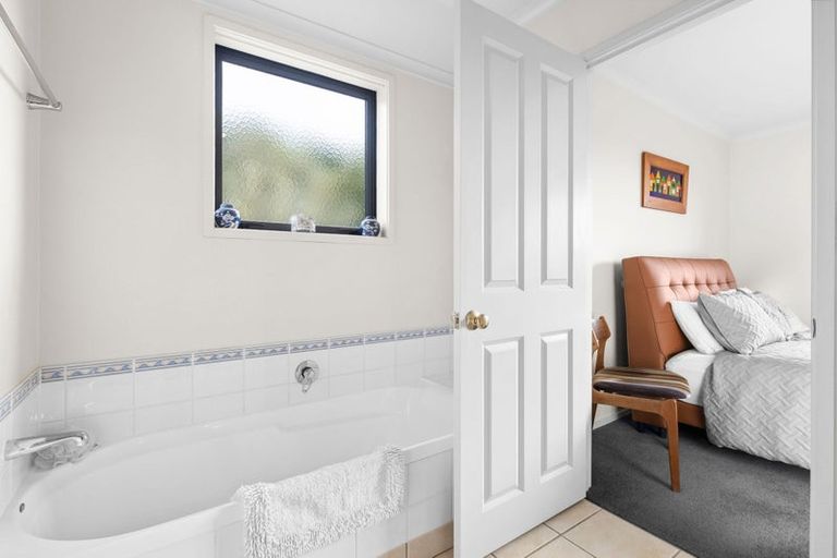 Photo of property in 41 Lord Rutherford Road North, Brightwater, 7022